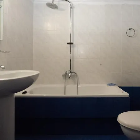 Niovi's Seaside House *